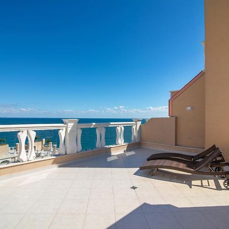 La Mer Residence 골든샌드 외부 사진