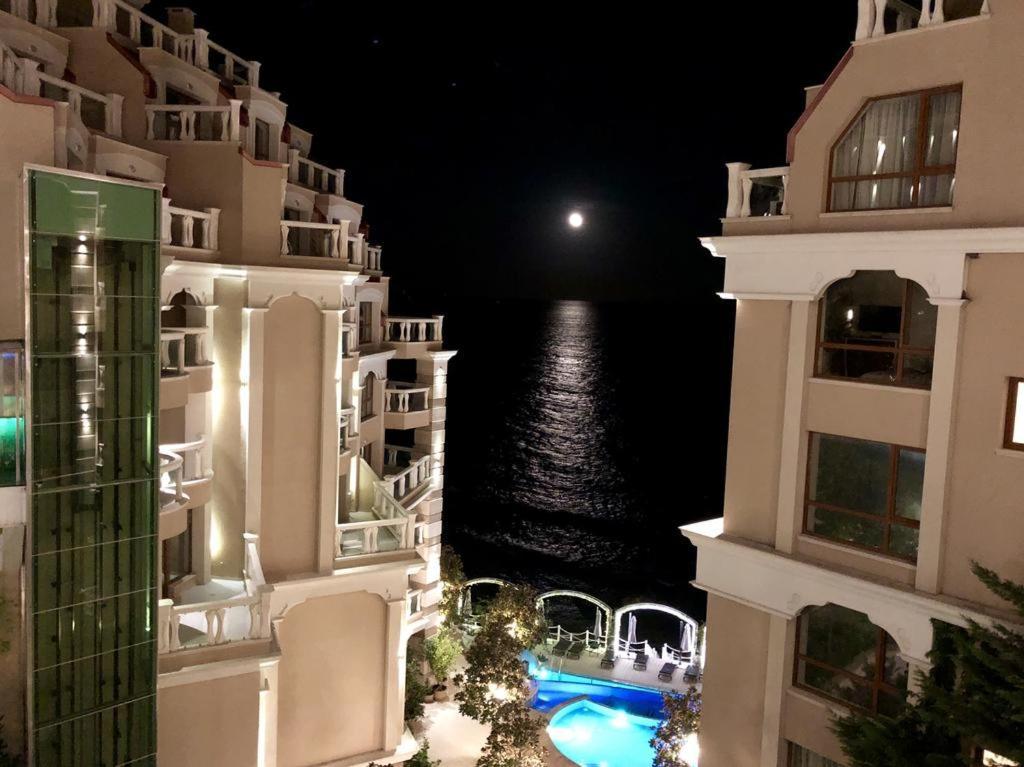 La Mer Residence 골든샌드 외부 사진
